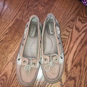 Women’s angel fish boat shoe